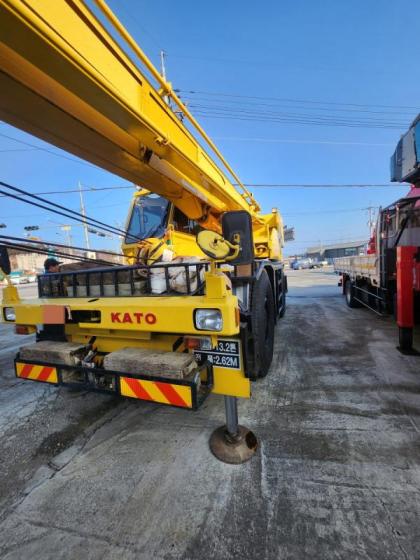 Kato SR250 Crane – Construction Equipment Dealer for Kato SR250 Mobile Cranes