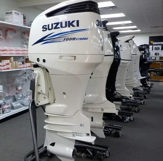 SUZUKI-300-HP-4-stroke-outboard-motor–High-output Suzuki ou